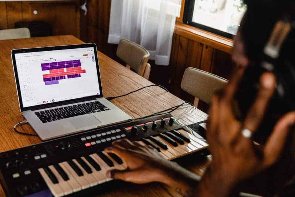Composition Define the Arrangement of Your Next Track Like a PRO Arrangement